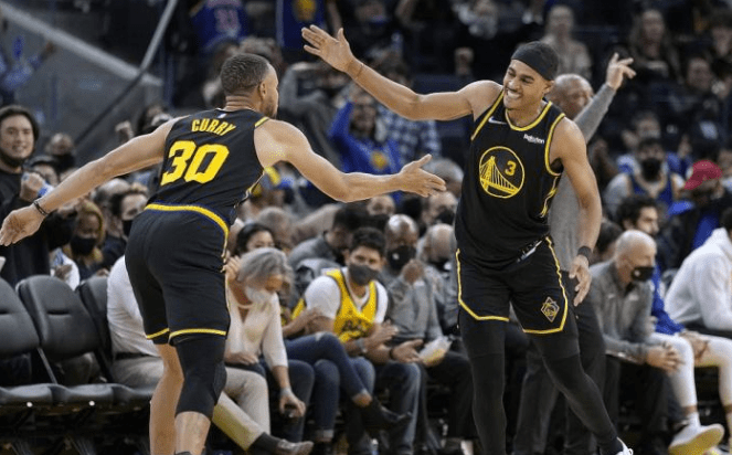 开云app-集结日金州勇士备战法国杯，单刀错失细节曝光，质疑声仍在，临场指挥获称赞(金州勇士之前叫什么名)